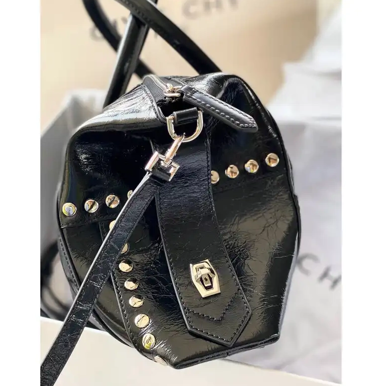 Fashionrepsfam ru Givenchy 2203RF0020 Bag 0802